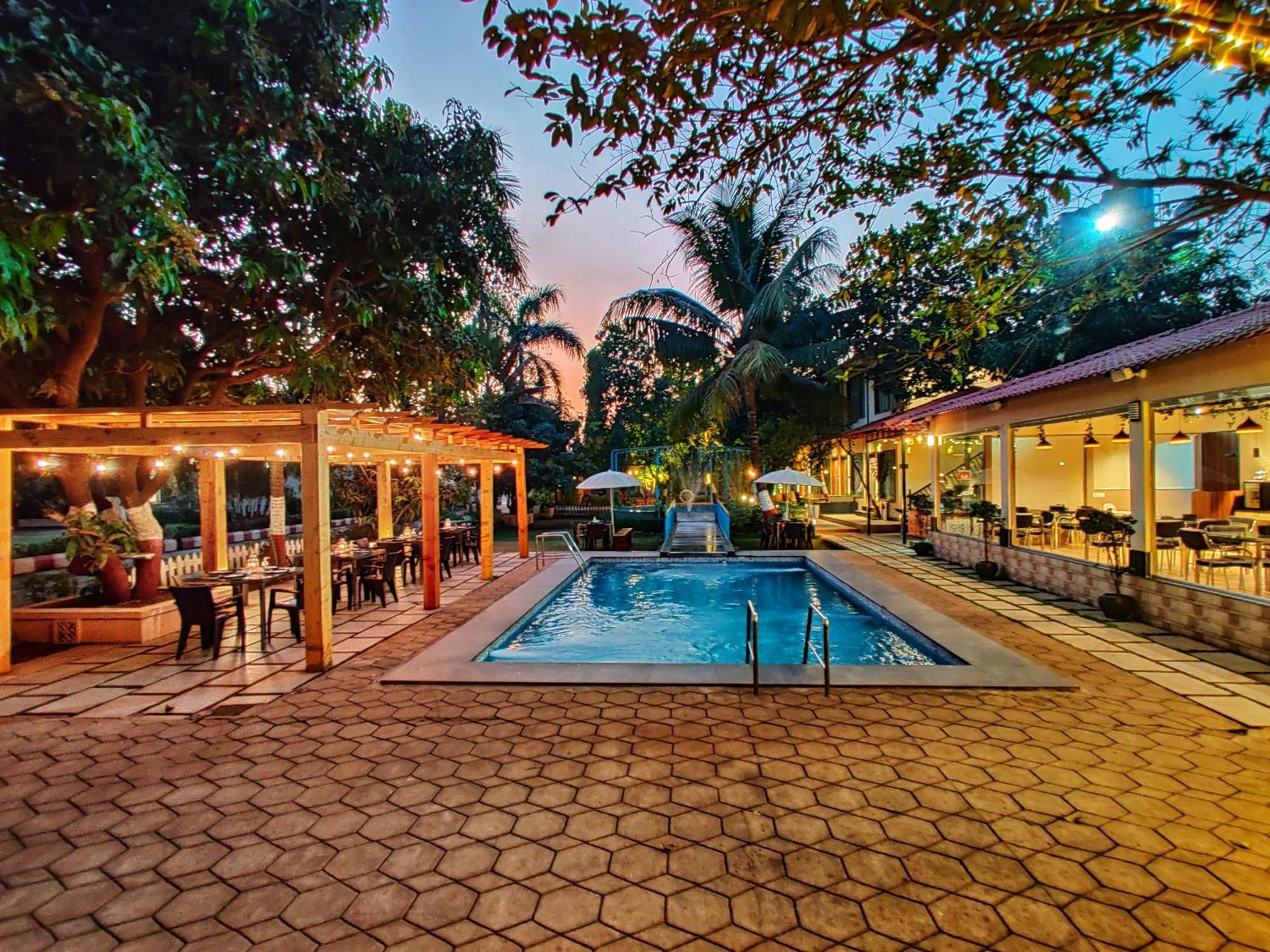 Pushp Vatika Resort & Lawns Navi Mumbai Eksteriør billede